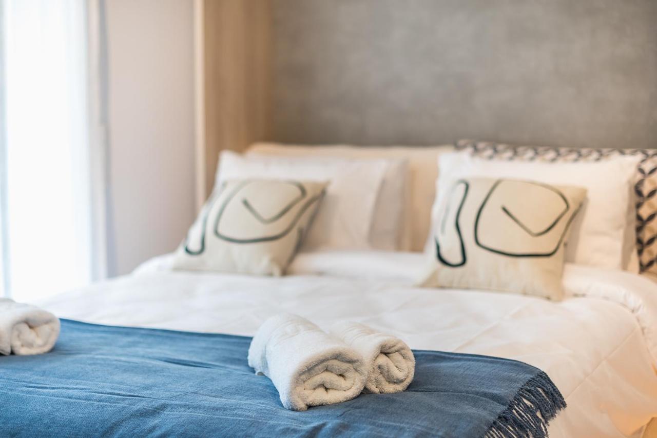 Stylish Urban Suites Атина Екстериор снимка