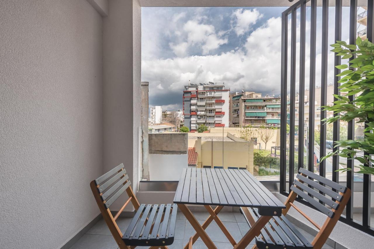 Stylish Urban Suites Атина Екстериор снимка