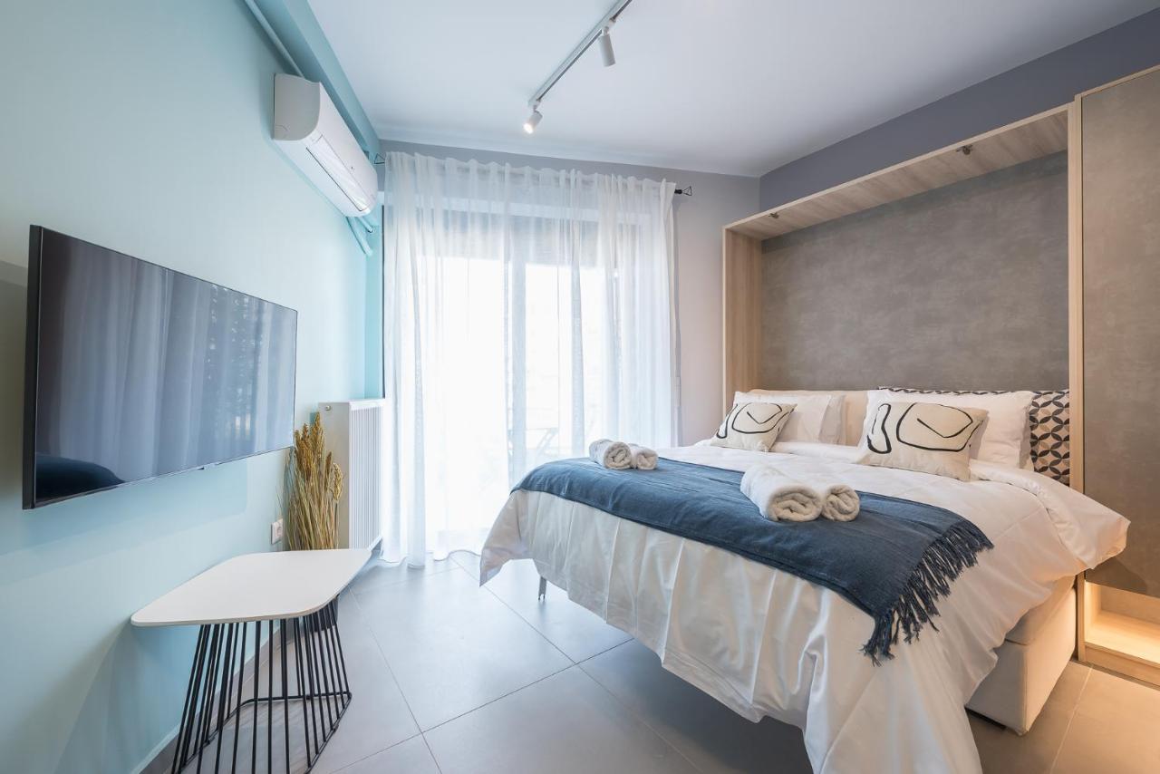 Stylish Urban Suites Атина Екстериор снимка