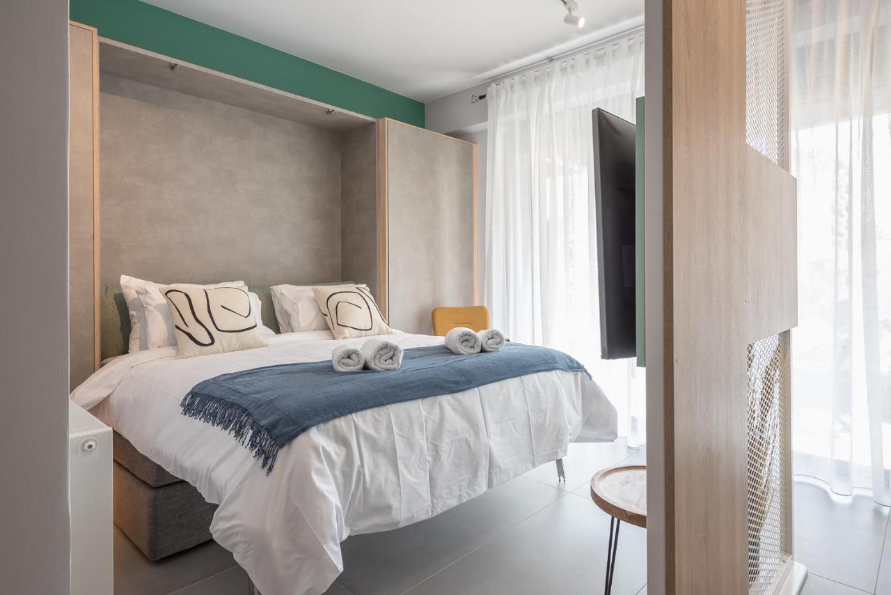 Stylish Urban Suites Атина Екстериор снимка